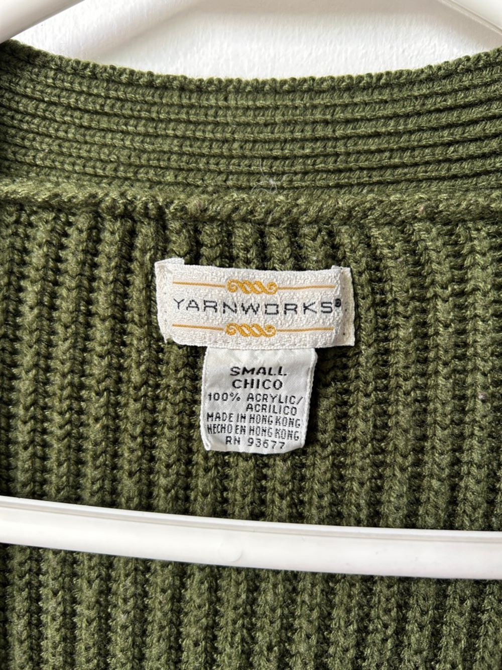 Yarnworks || Olive Green Ribbed Button-Up Cardigan - Picture 5 of 9